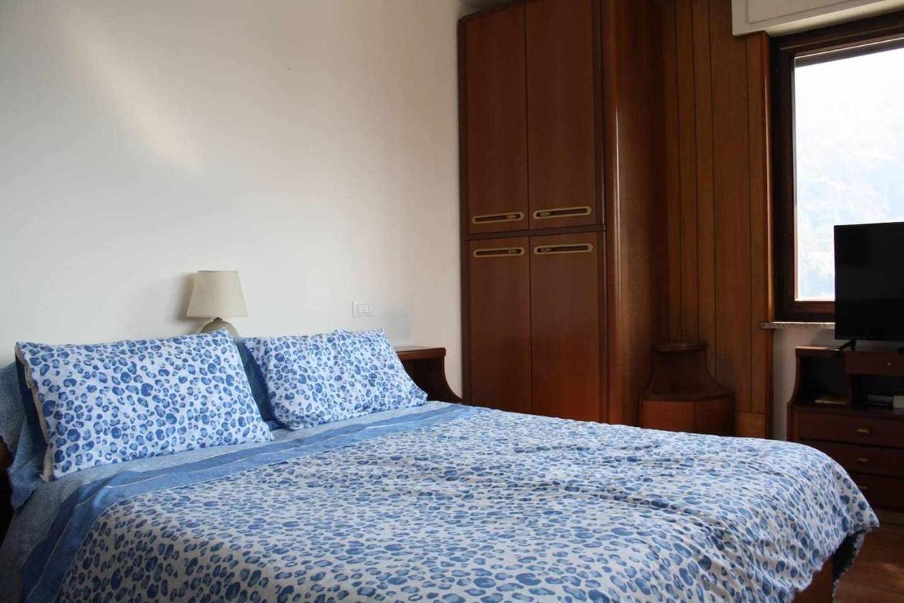 Bluelake Apartament 1 Omegna Bagian luar foto